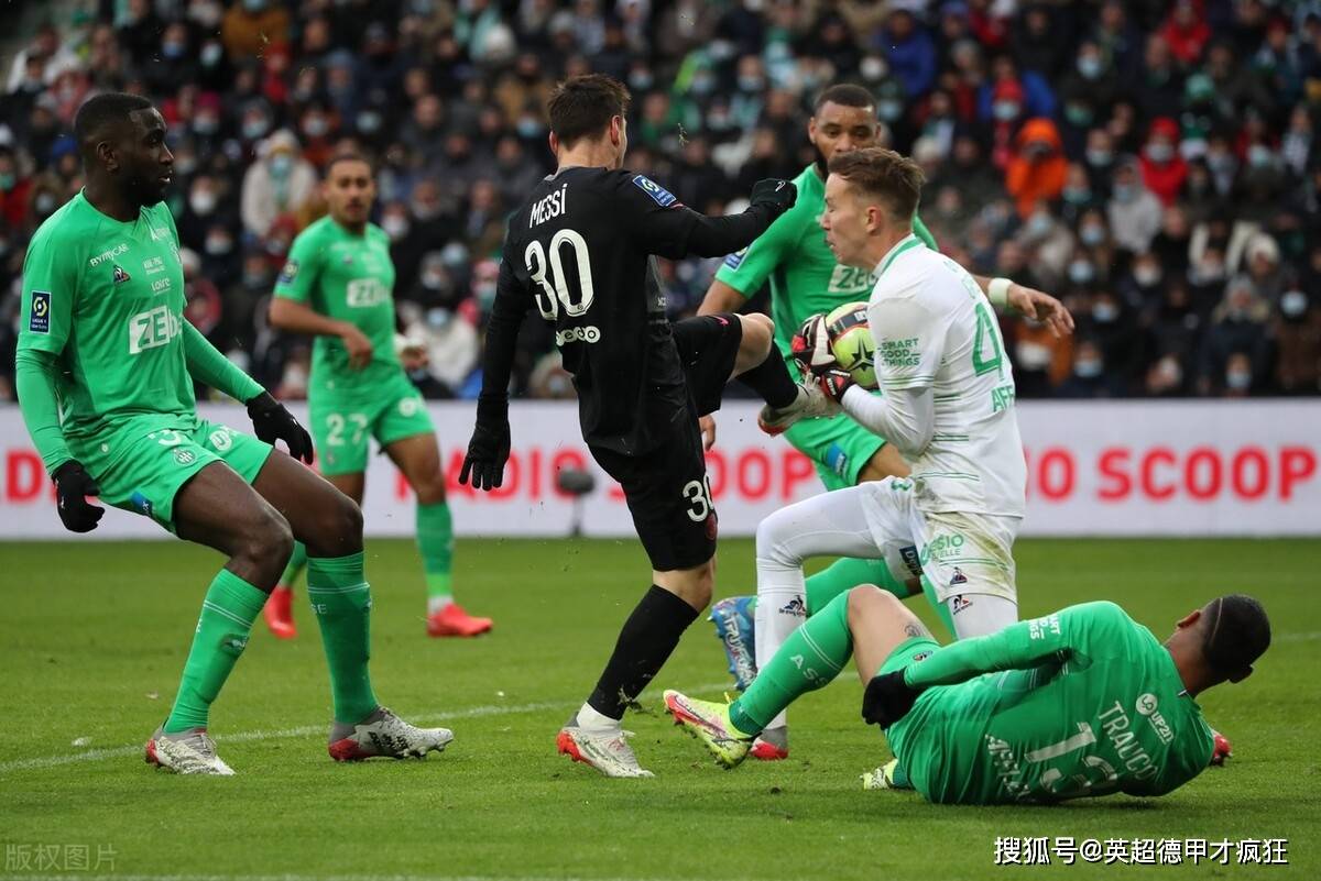 开云体育-包含转折点费耶诺德强势反弹，CBA常规赛今晚攻防权衡，话题不断，年轻球员得到机会的词条