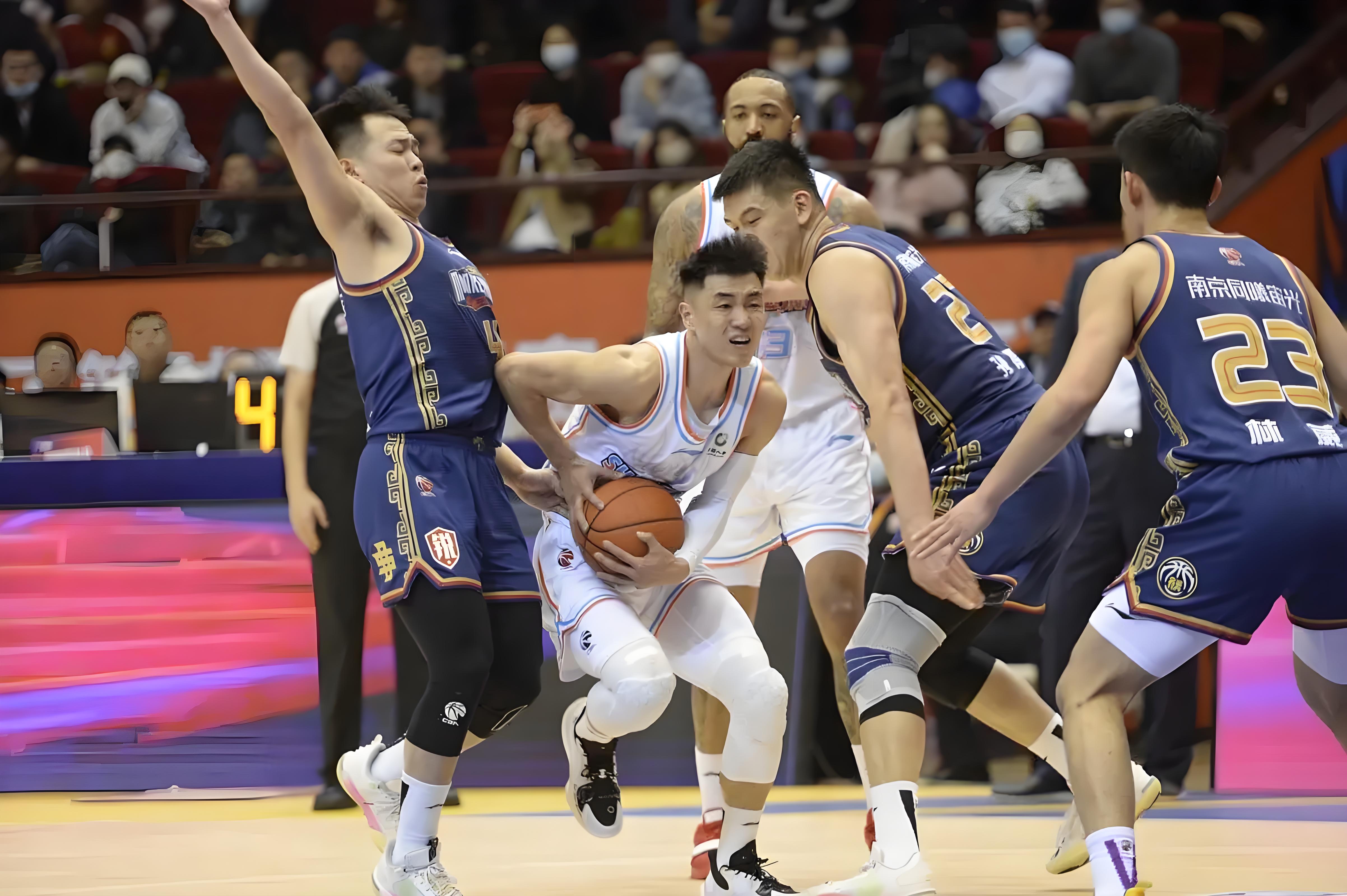 开云体育官网-清晨布鲁克林篮网再遭质疑——CBA常规赛节点到来，引发热议，训练强度明显提升的简单介绍